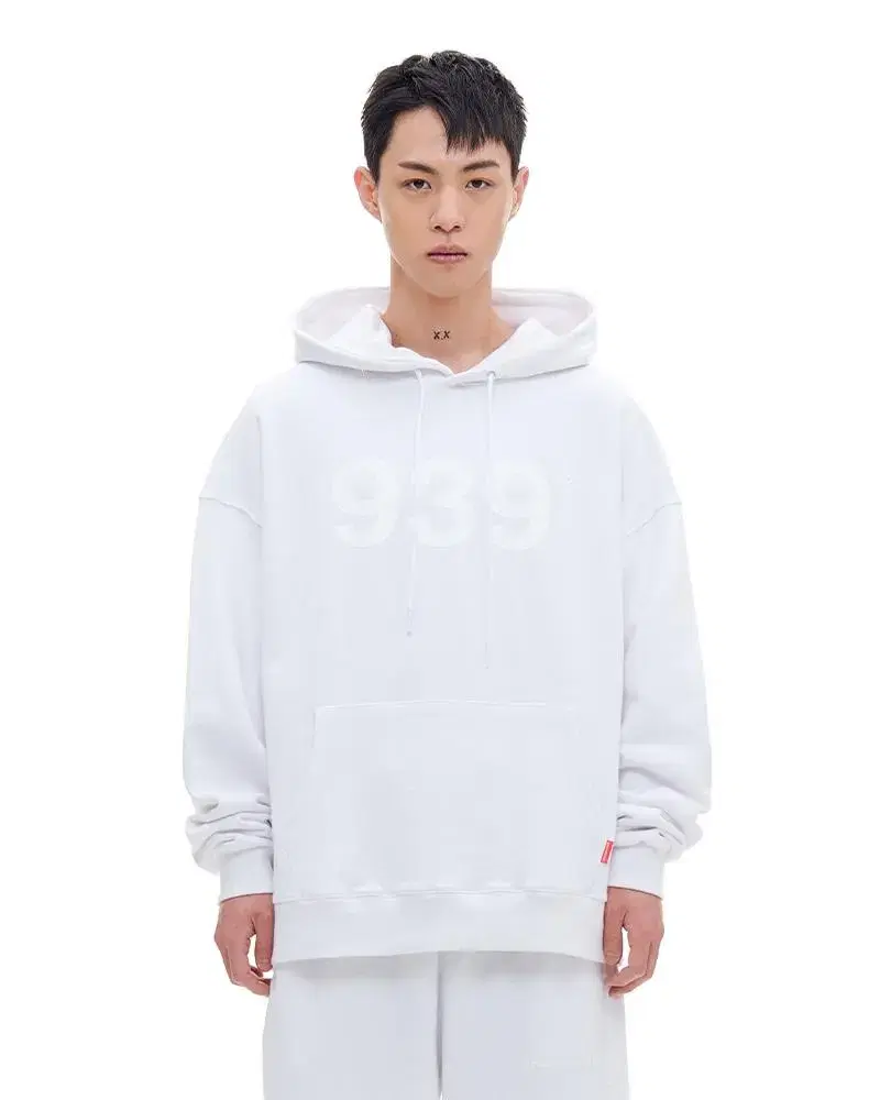 ArchiveBold 939 White Hoodie M (negotiable)