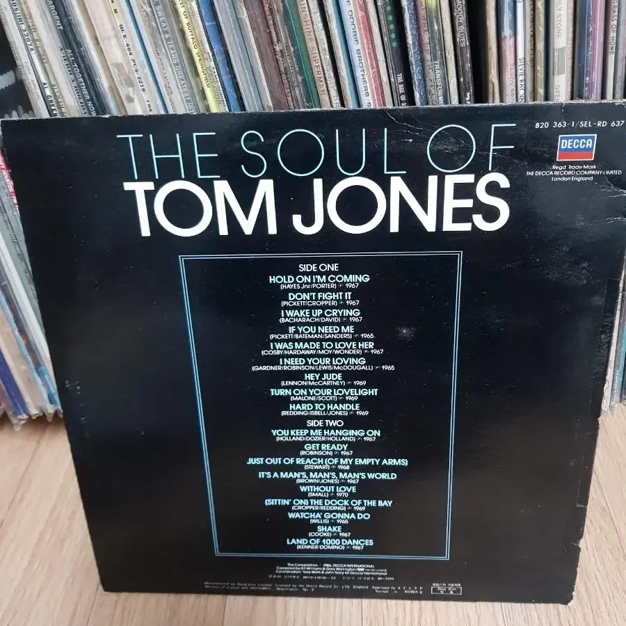 TOM JONES lp