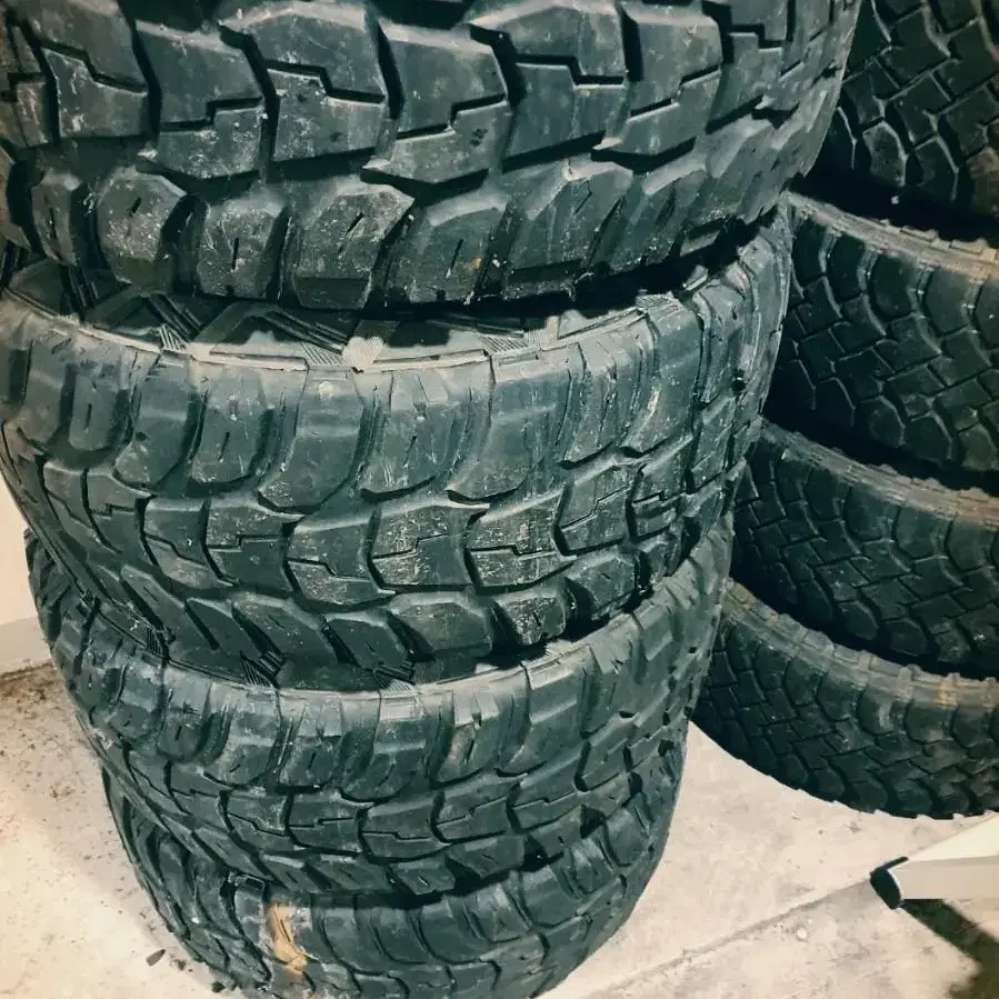 33x12.5r15 금호mt 10j -38