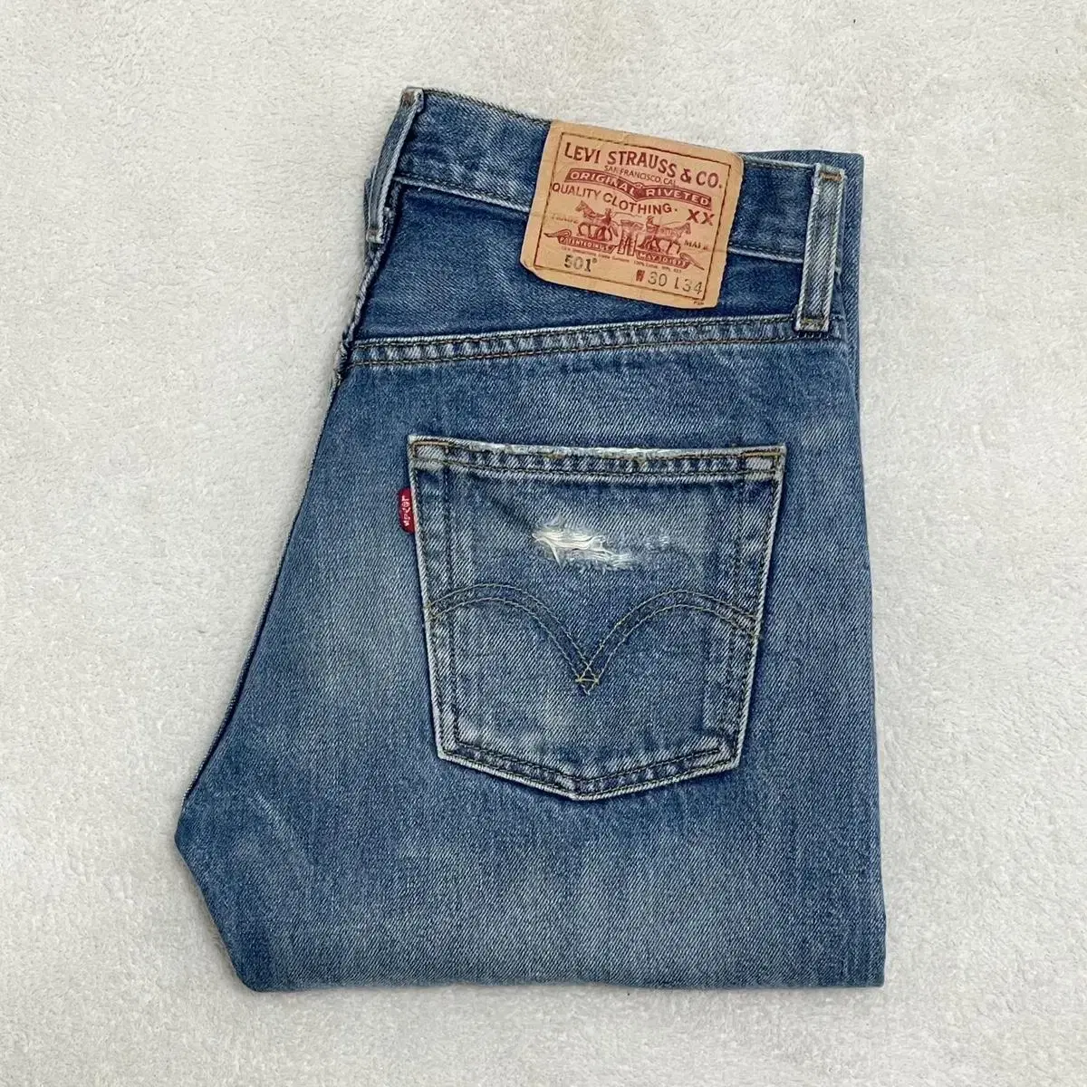 90's Vintage Levi's 501 (30)