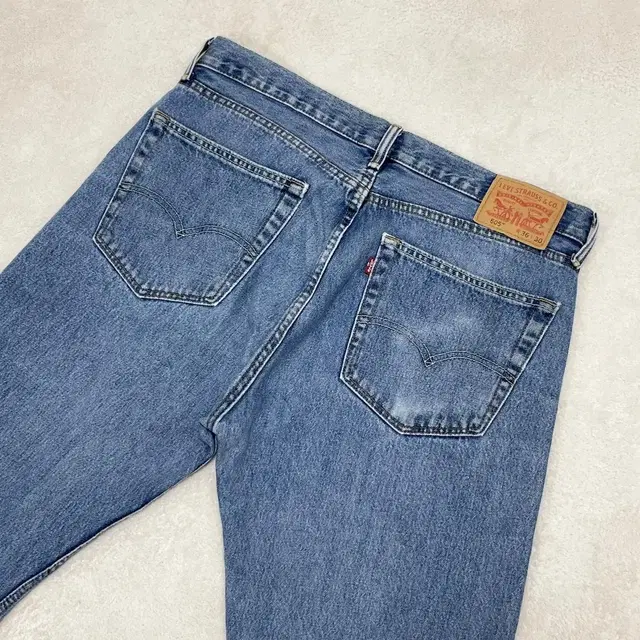 90's Vintage Levi's 505 (36)