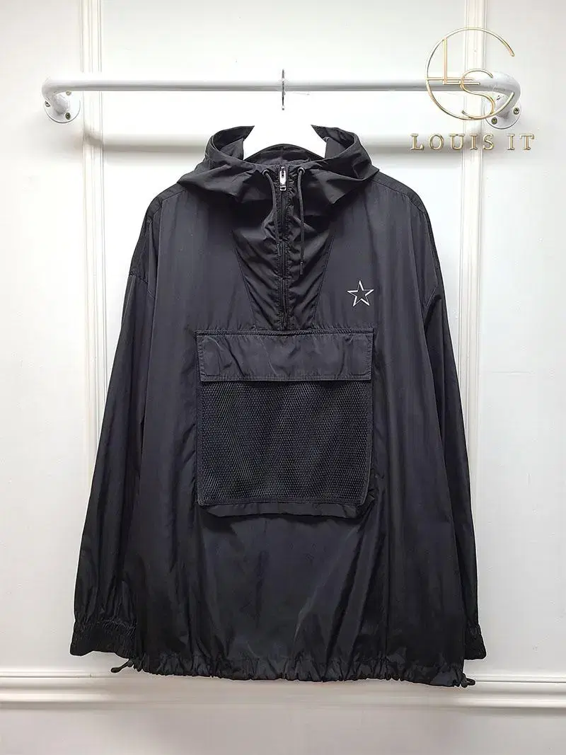 [52] Valentino Black Star Flap Pocket Anorak Windbreaker