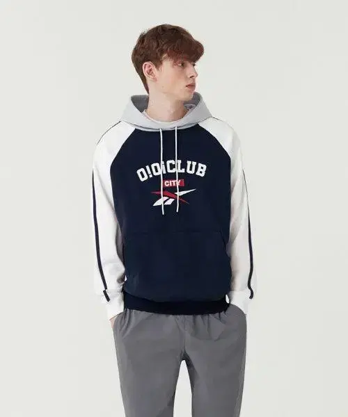 [XL]H25640 Reebok Classic O.I.O.I 5252 Classic Logo Hoodie