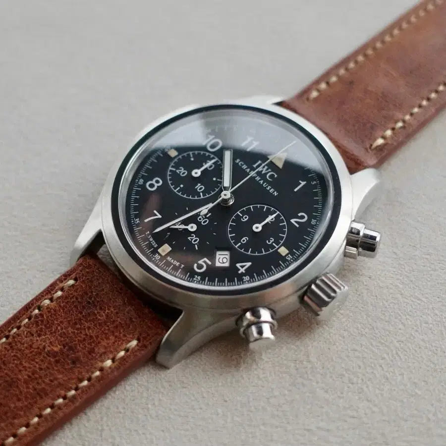 IWC 3741 메가쿼츠 (36mm)