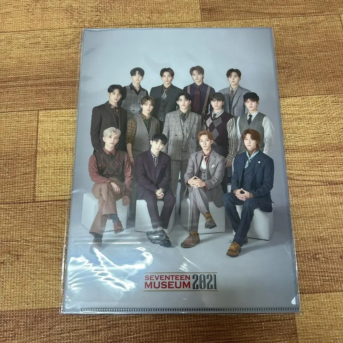 2021 seventeen Museum File Lholder sealed WTS