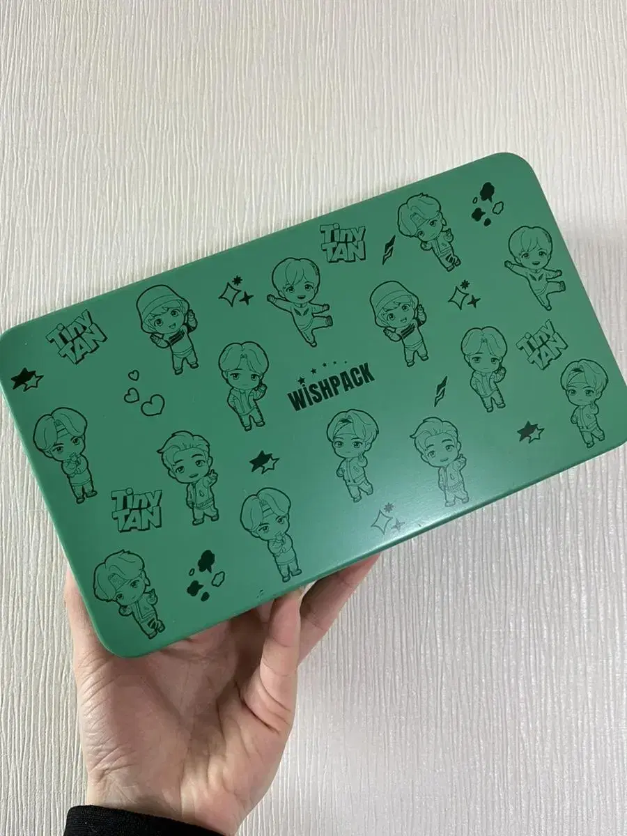 Bangtan Titan Mochi Tin Case