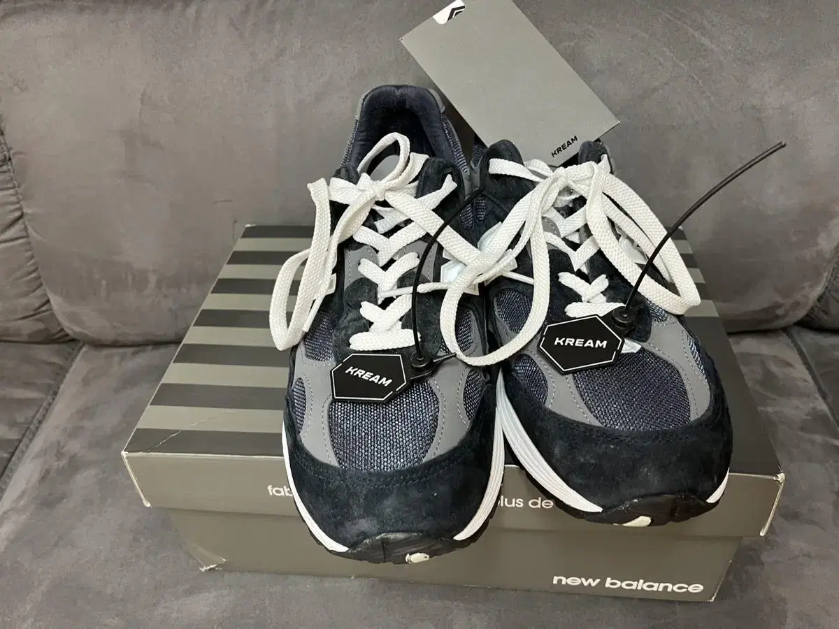 New Balance 992 Navy for sale.