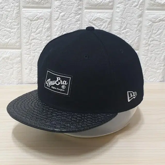 뉴에라. 9FIFTY. 모직스냅백.