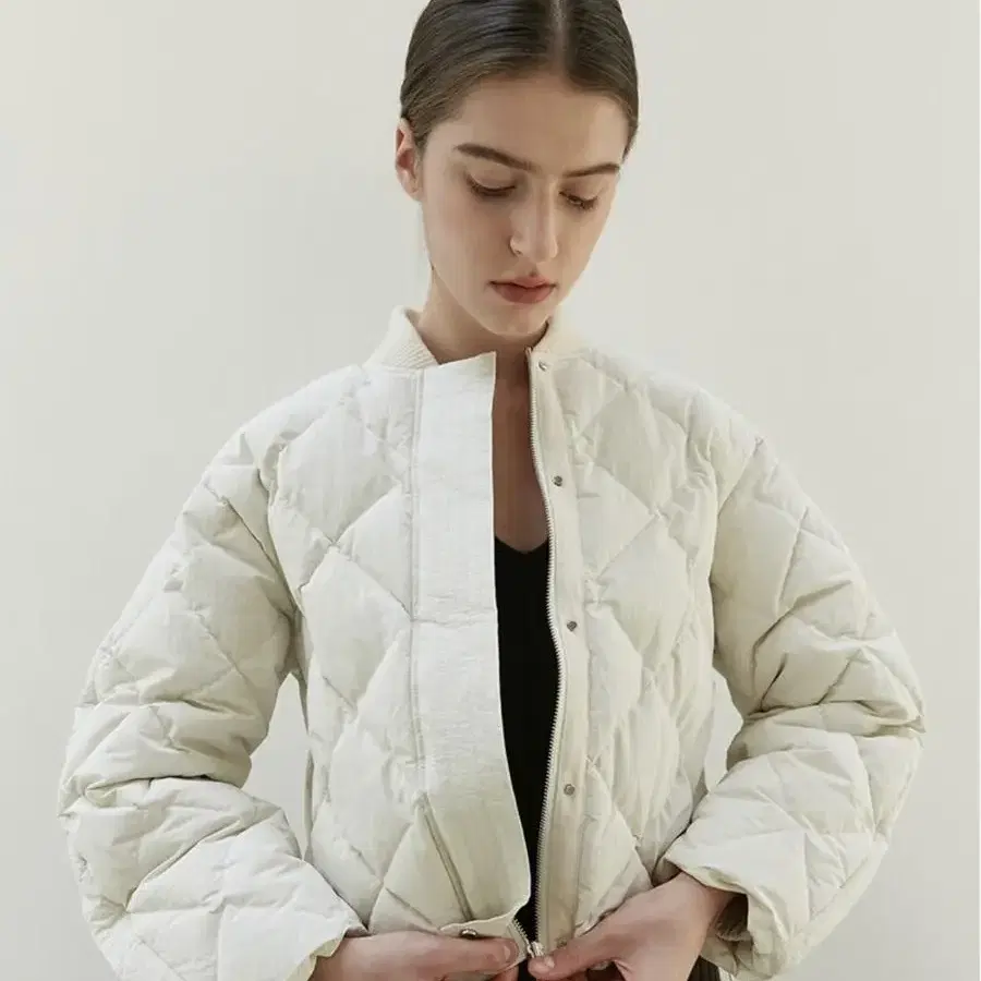 모한 패딩 Mohan TOW QUILTED GOOSE DOWN