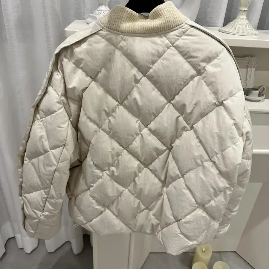 모한 패딩 Mohan TOW QUILTED GOOSE DOWN