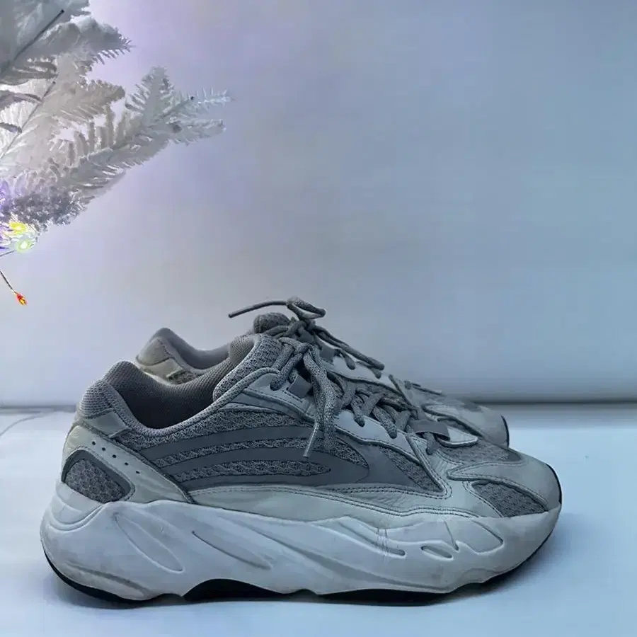 이지 부스트 700 Yeezy 700