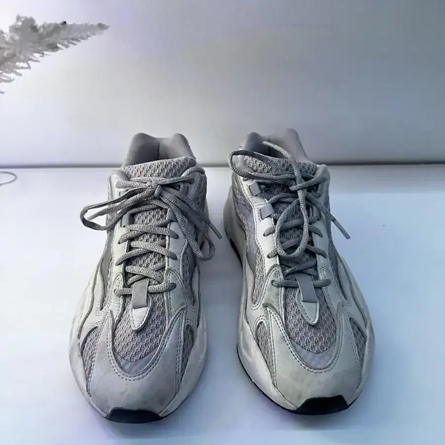 이지 부스트 700 Yeezy 700