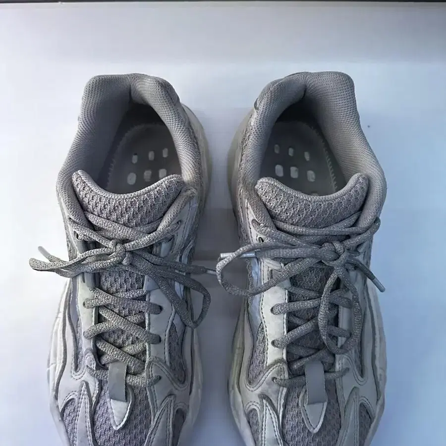 이지 부스트 700 Yeezy 700