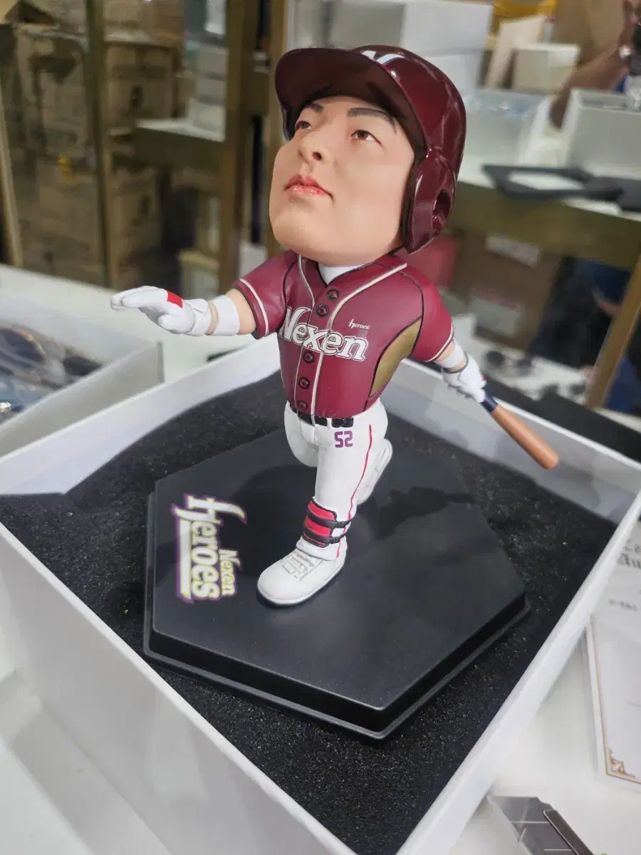 Nexen Heroes Park Byung Ho Figure Unsealed