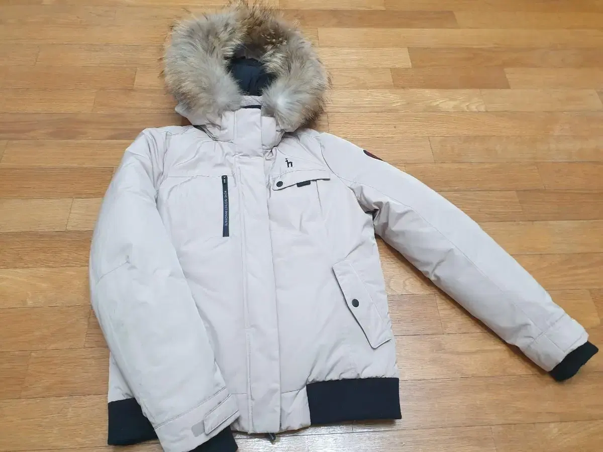 사이즈90) 헤지스 숏패딩 브랜드 중고거래 플랫폼, 번개장터