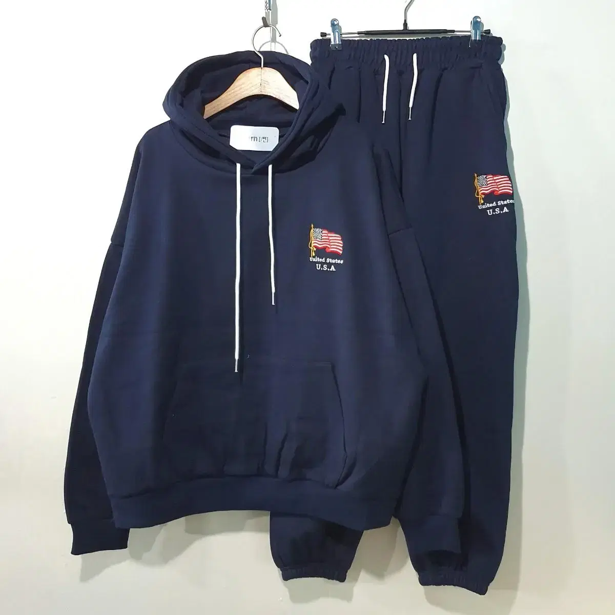 FWNew) USA Embroidered Brushed Hoodie Set 3color