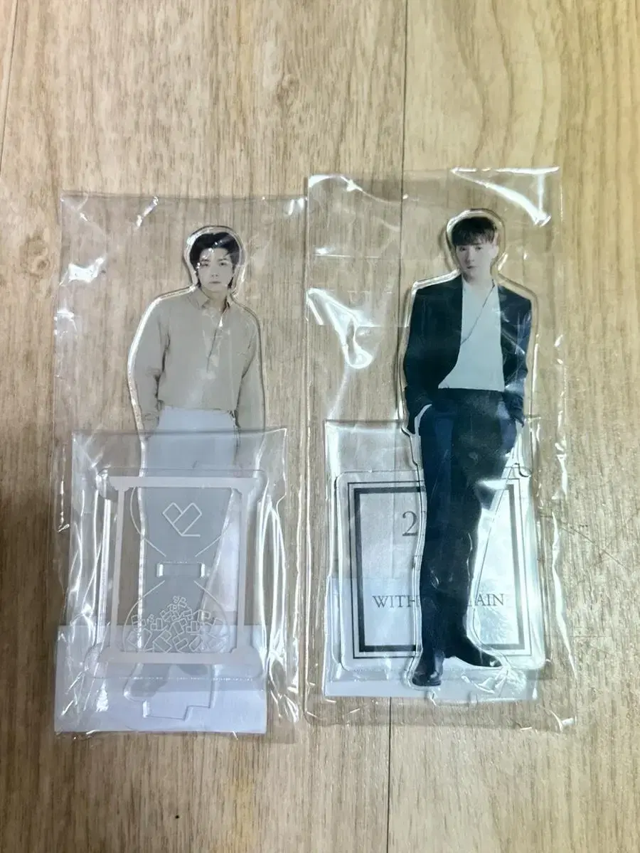 [unsealed] 2pm wooyoung jang wooyoung acrylic 2 sets of stances