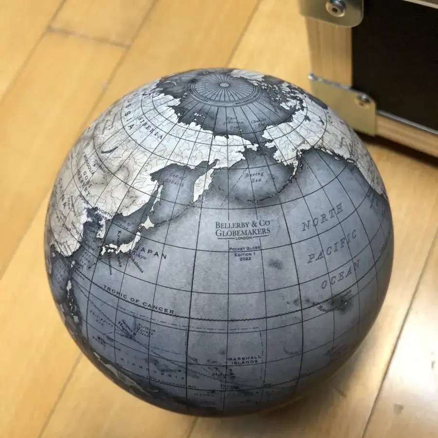 [미사용] Bellerby Globemaker 지구본