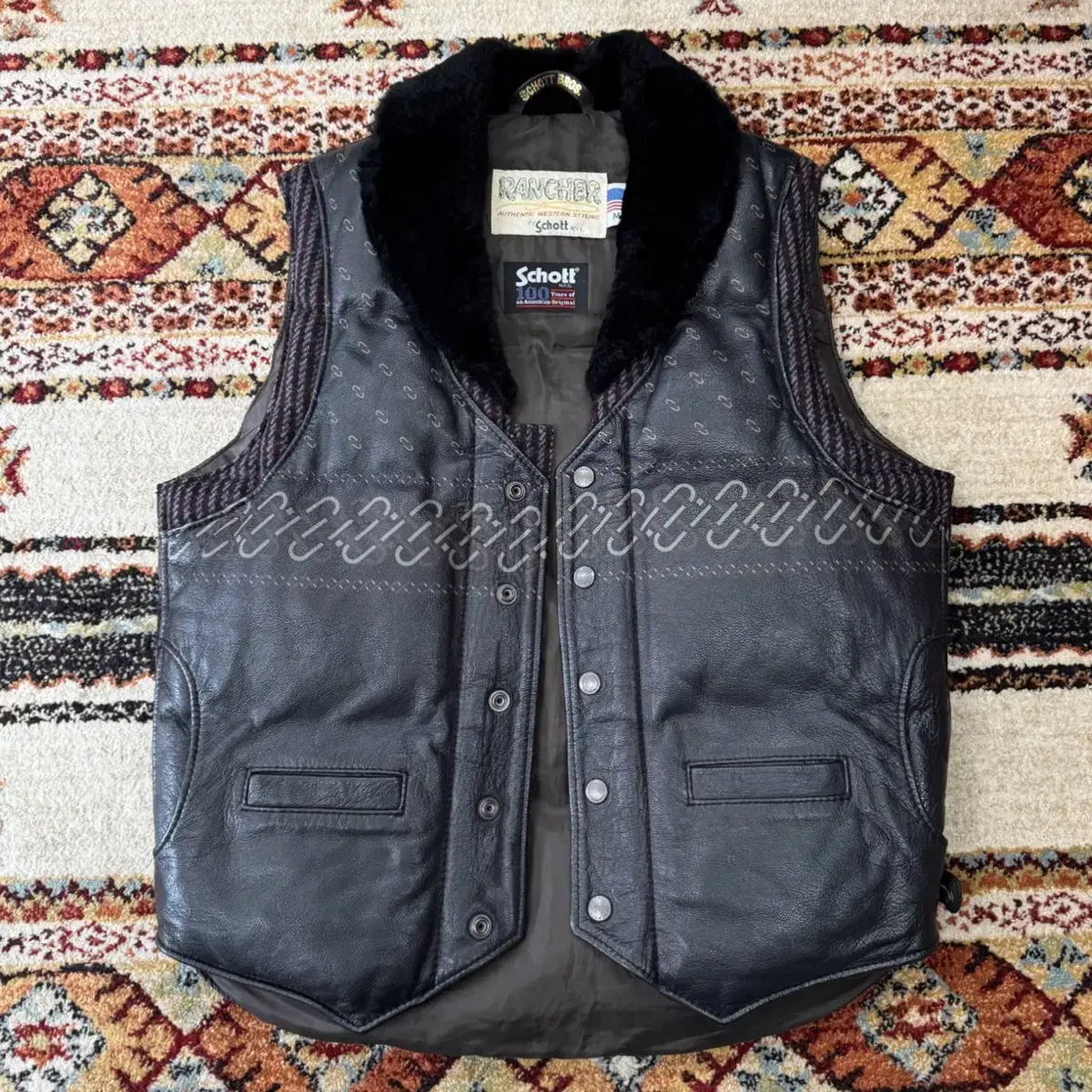 Short 100th Leather York Down Vest