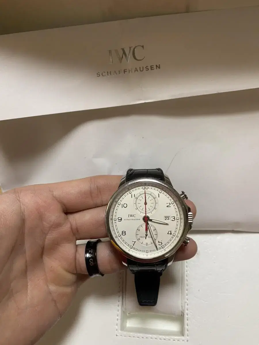 IWC 요트클럽 판매