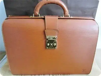 Louis Vuitton Epi Ferme Doctor Bag in Camel Briefcase