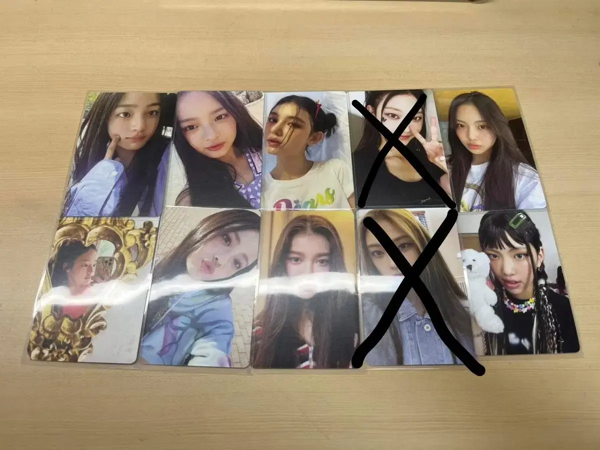 New jeans photocard are for sale (minji, hanni, danielle, haerin, hyein)