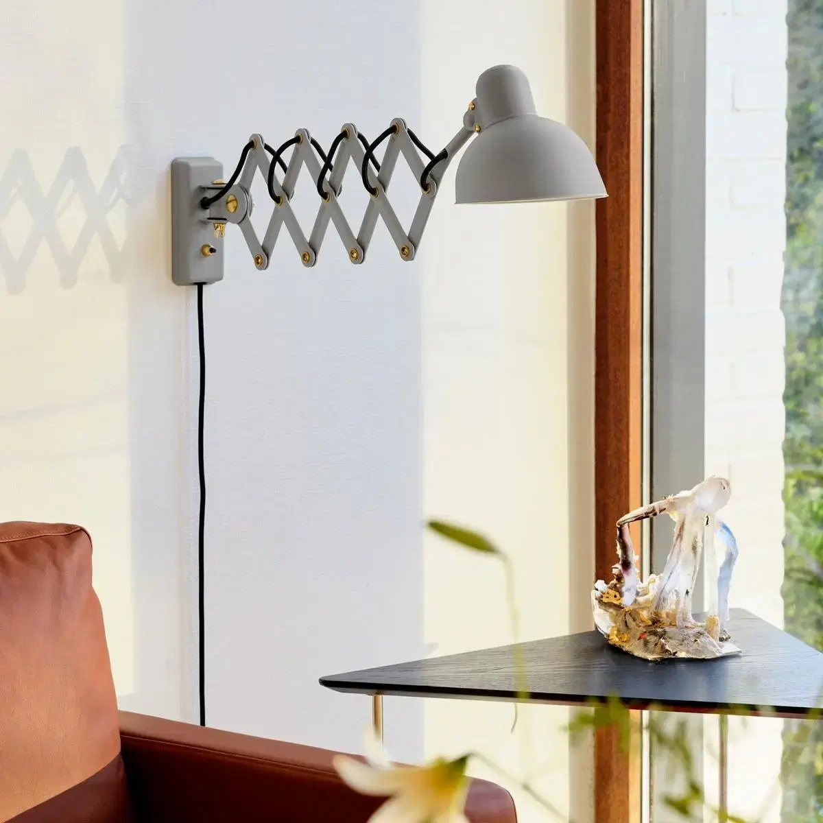 Kaiser Idell Scissor Lamp  화이트