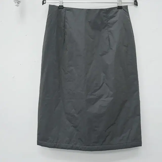 애프터먼데이 loa padding skirt