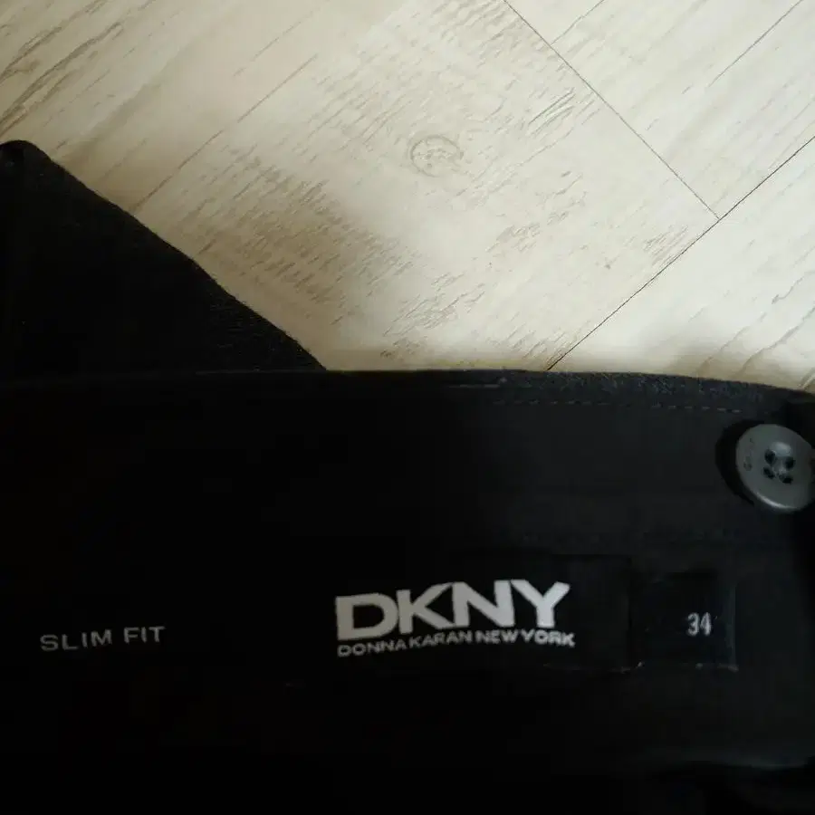 DKNY