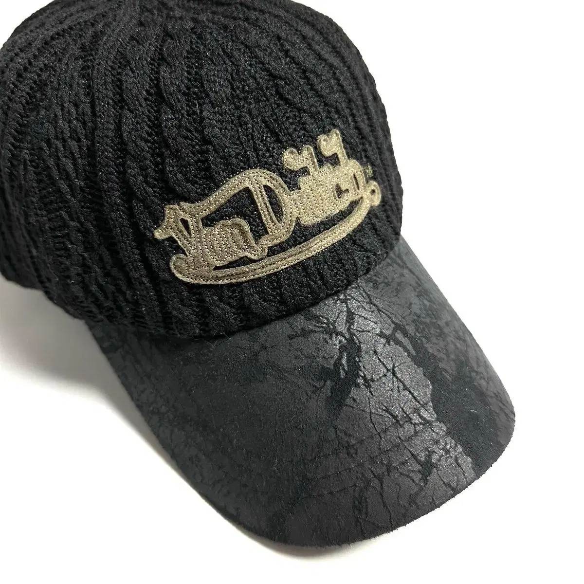 Von Dutch 니트 패치로고 볼캡