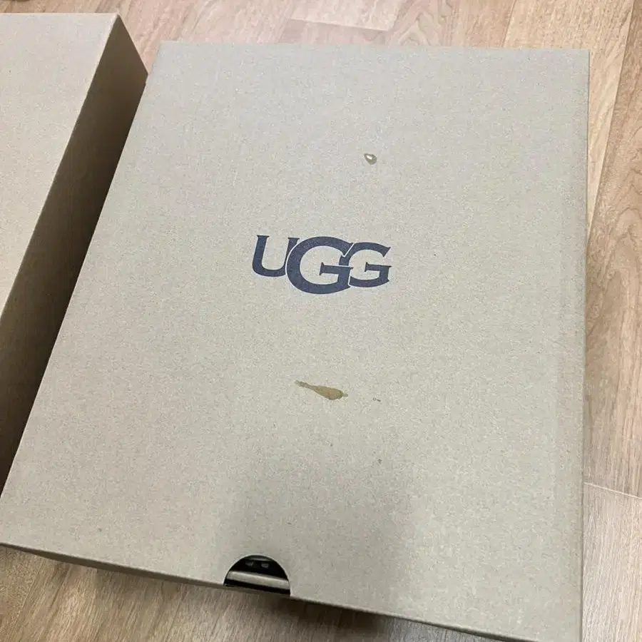 (새상품)미국 어그 UGG 빅키즈 클래식2 체스트넛