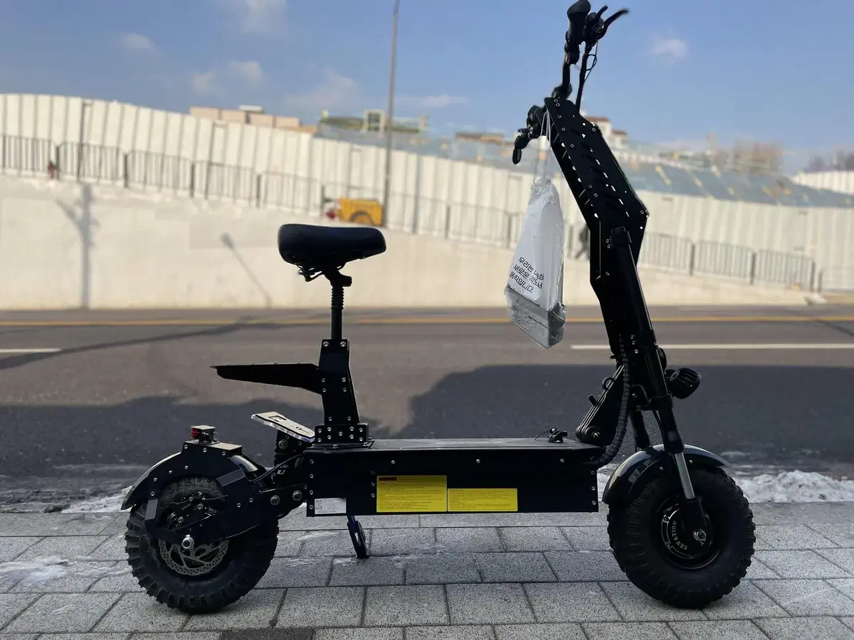 [초 기함급 전동킥보드] 이지베이션 타우러스 엑스 (거의새것)