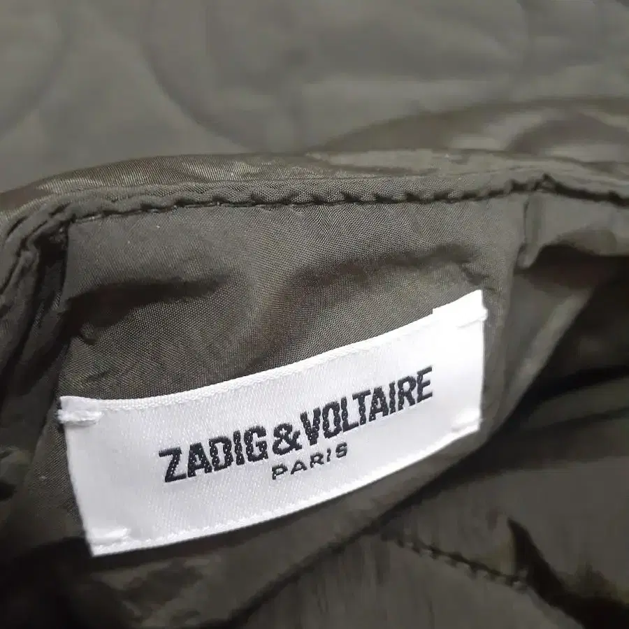 ZADIG & VOLTAIRE  후드패딩 1사이즈 (55~66)