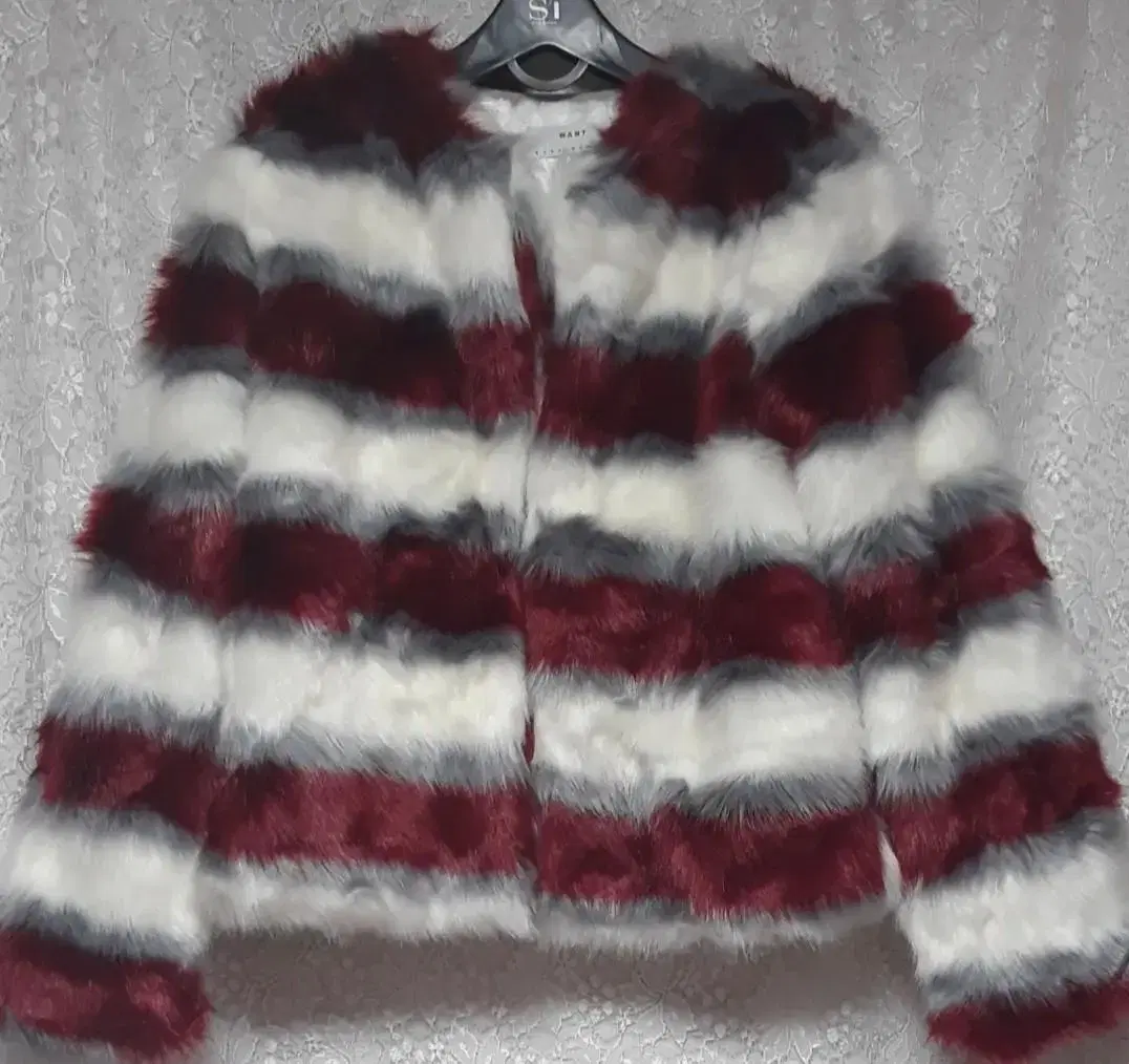 New Arrivals Cool fur jacket