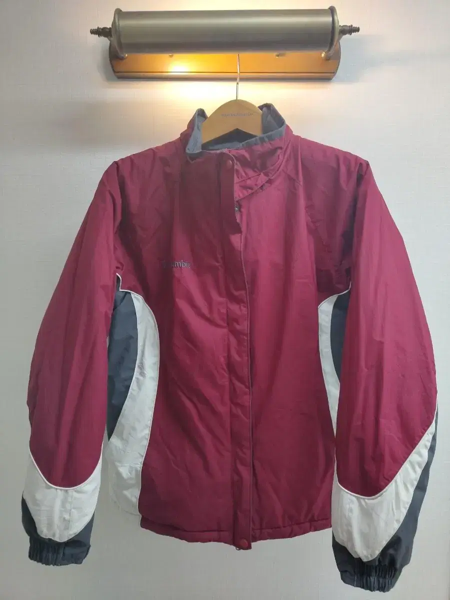 XL)Columbia Functional Padding sells