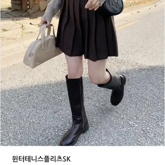 육육걸즈 윈터테니스플리츠