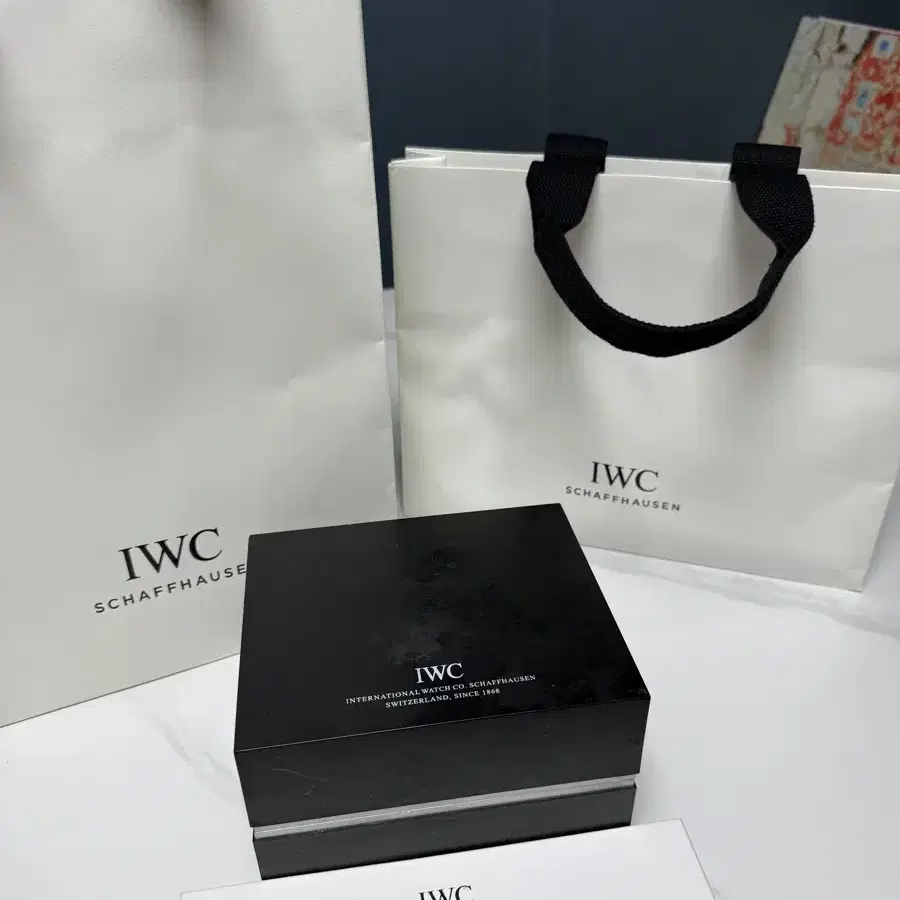 IWC 포르투기저 (추가스트랩)