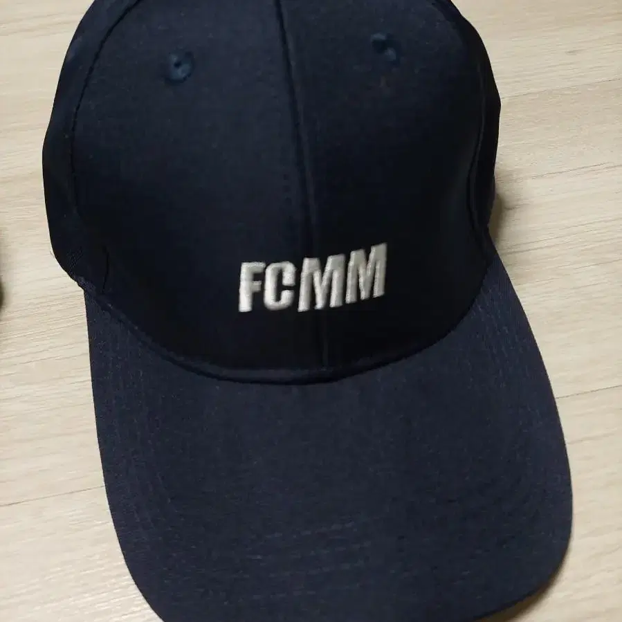 (*새상품-택포) FCMM 모자 볼캡 네이비