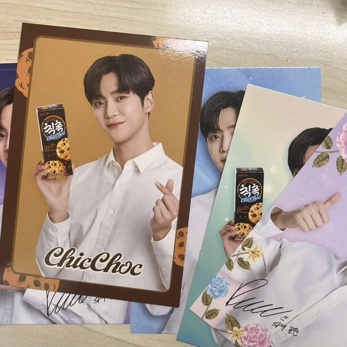 sf9 rowoon chickadee postcard