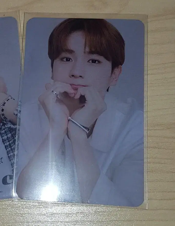 The Boyz hyunjae jaehyun unicon Admission Photocard