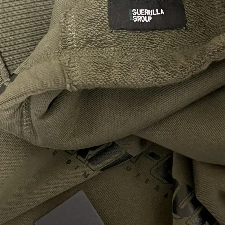 Guerrilla Group 18F-ES-TH01-OL