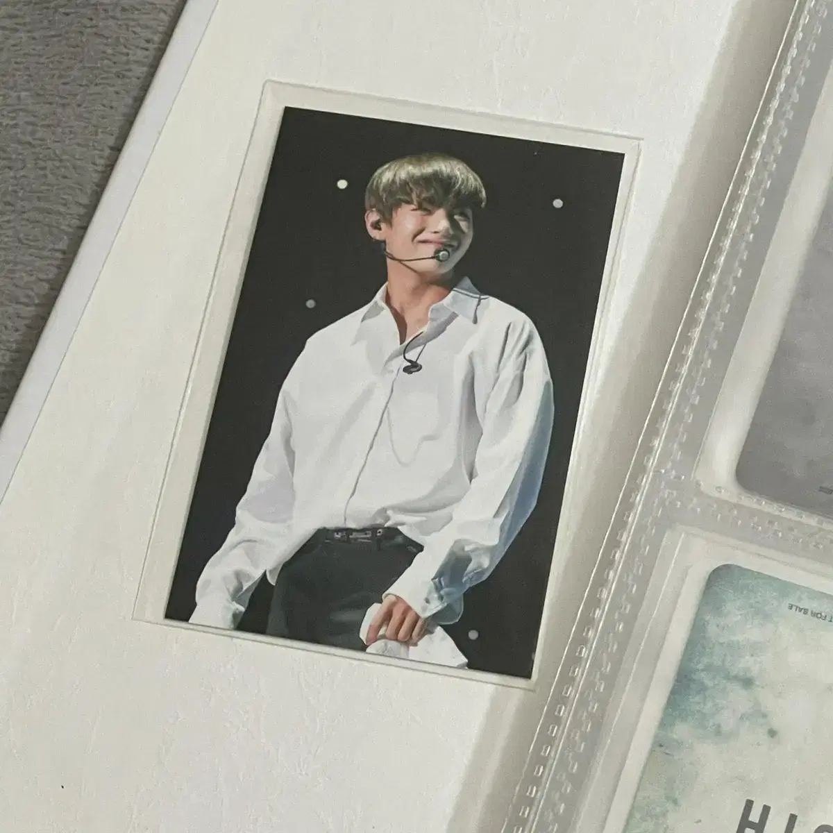 BTS reaching out to you Mercy Japan Taehyung Rare Limited photocard WTS