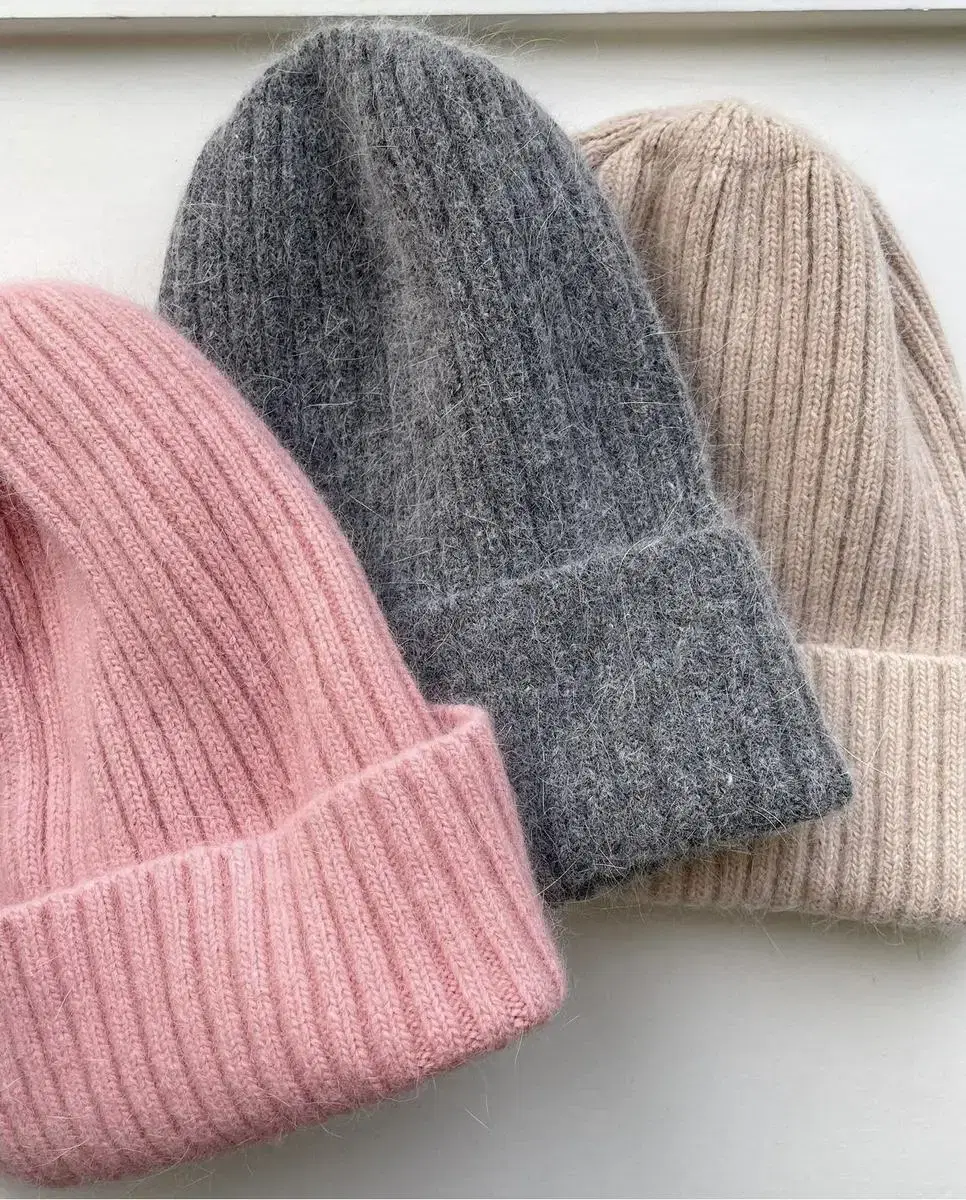 2 x Astier Beanies Pink / Gray bulk New