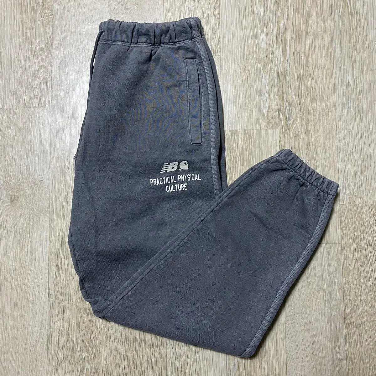 [M] Calhart x New Balance Sculpture Pants