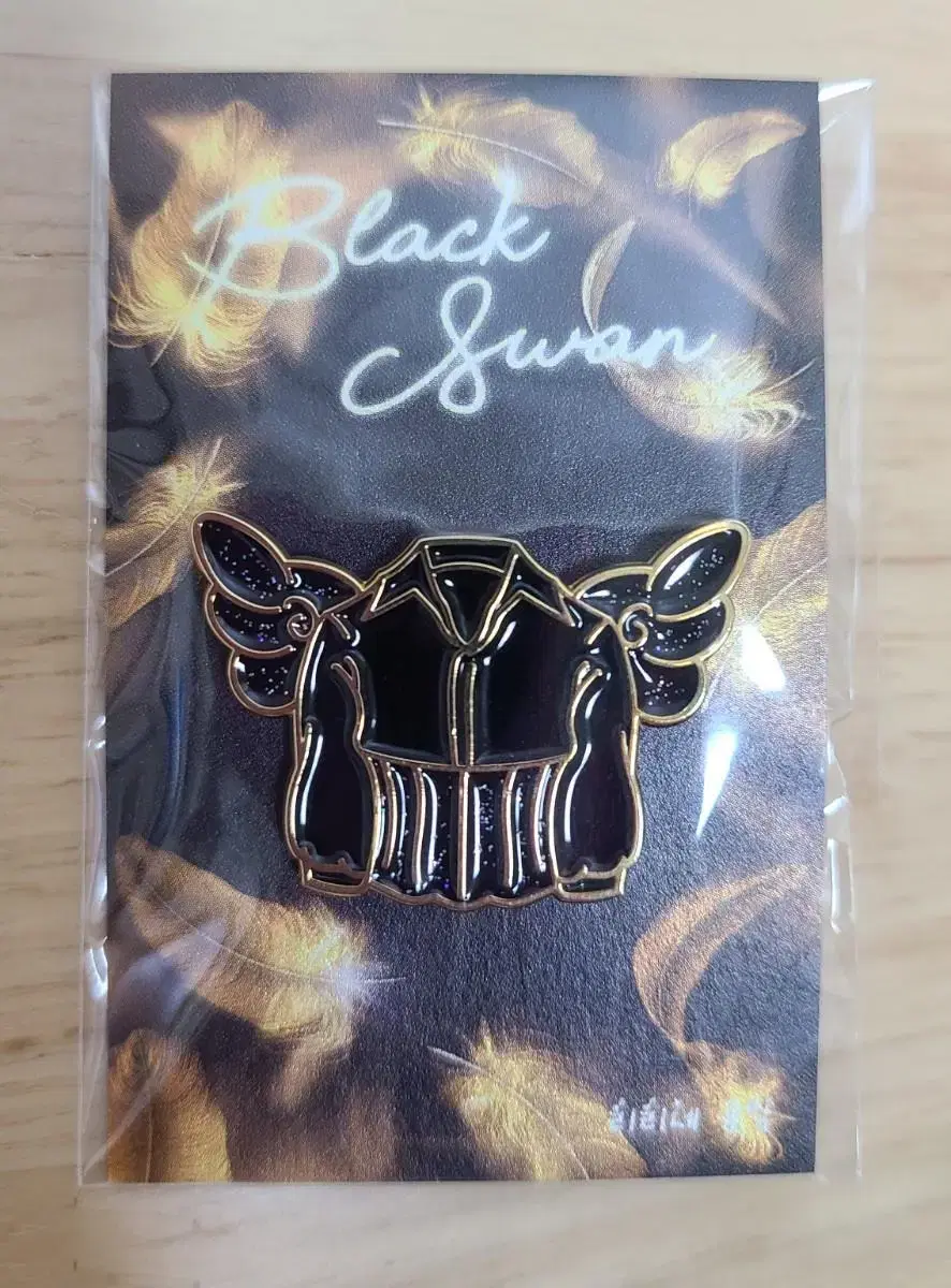 BTS jimin Black Swan Outfit Pin Badge