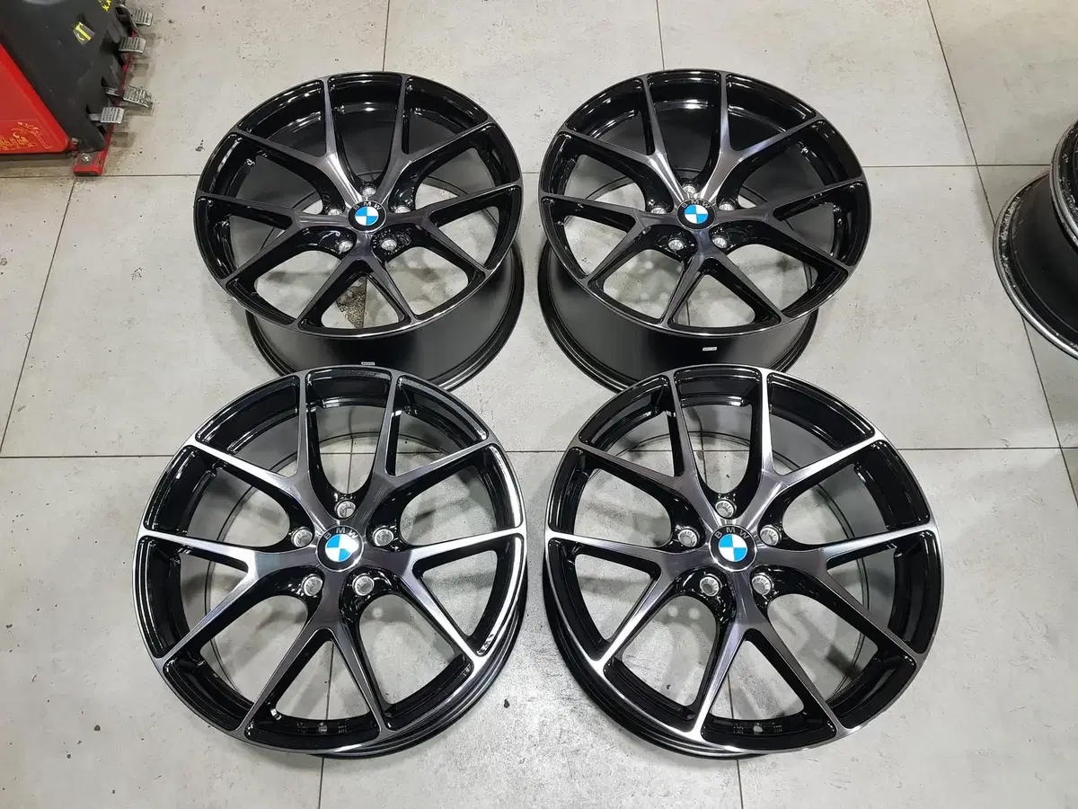 20인치 사제휠 CIR BMW 전용 블랙클리어 팝니다 (미사용제품)