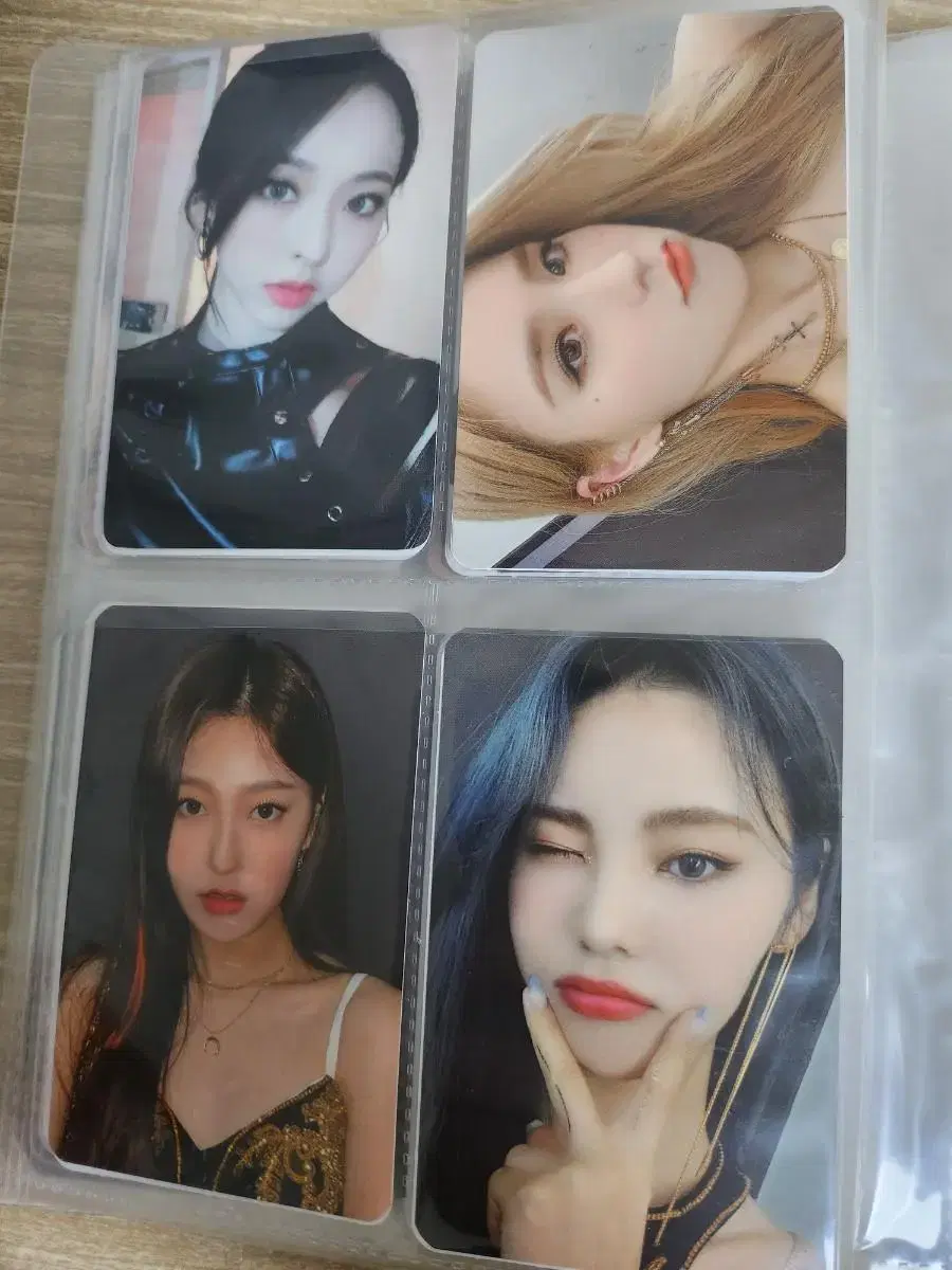 LOONA loona [&] photocard wts