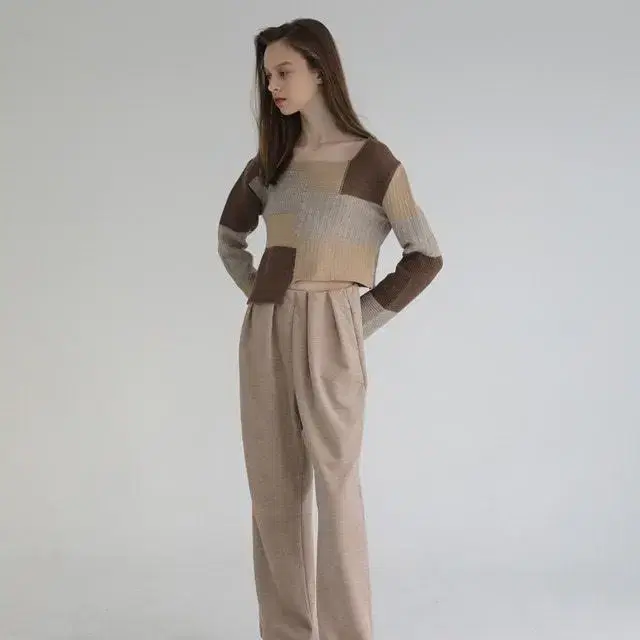 소프트서울 Color block knit (거의 새상품)