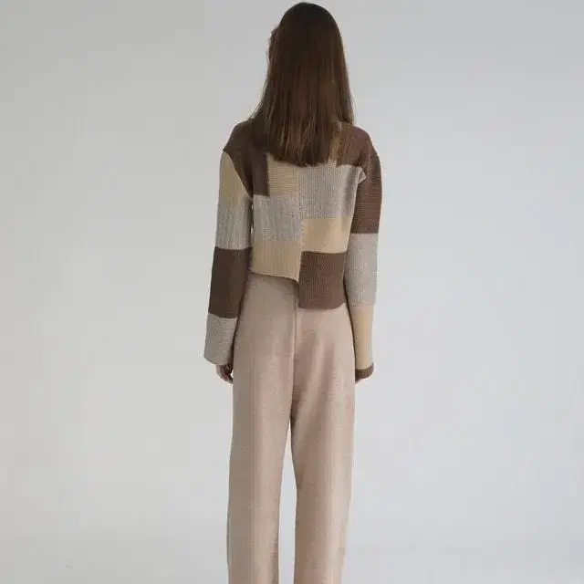 소프트서울 Color block knit (거의 새상품)