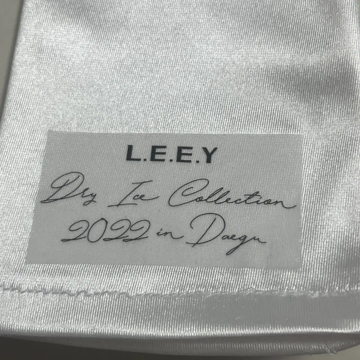 Leey 2022 dry ice 컬렉션 실크 장갑